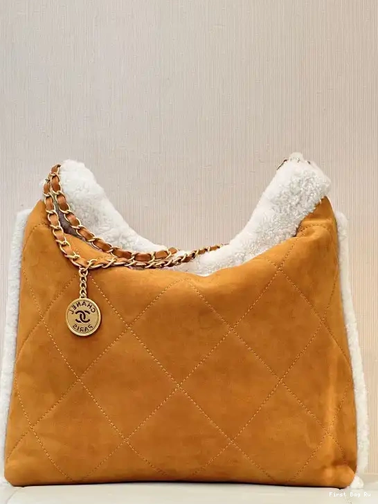 First Bag Ru 22 HANDBAG CHANEL 0525